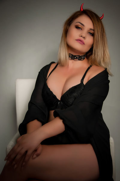 Adrena Belamia - Escort Girl from Grand Prairie Texas