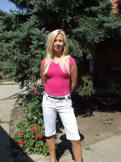 For Couples Escort in Bakersfield California