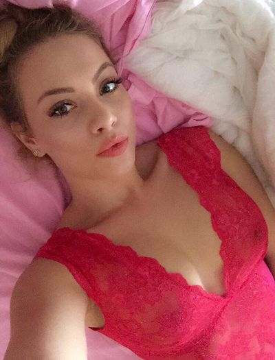 Blonde Escort in Dayton Ohio