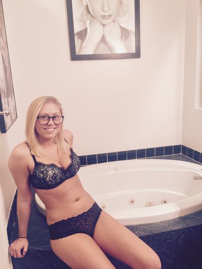 Petite Escort in Clearwater Florida